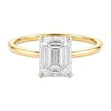2 Carat Emerald Lab Grown IGI G/VS1 Diamond Solitaire Ring in 14K Yellow Gold