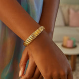 14K Yellow Gold Twist Bangle (10.00 mm)