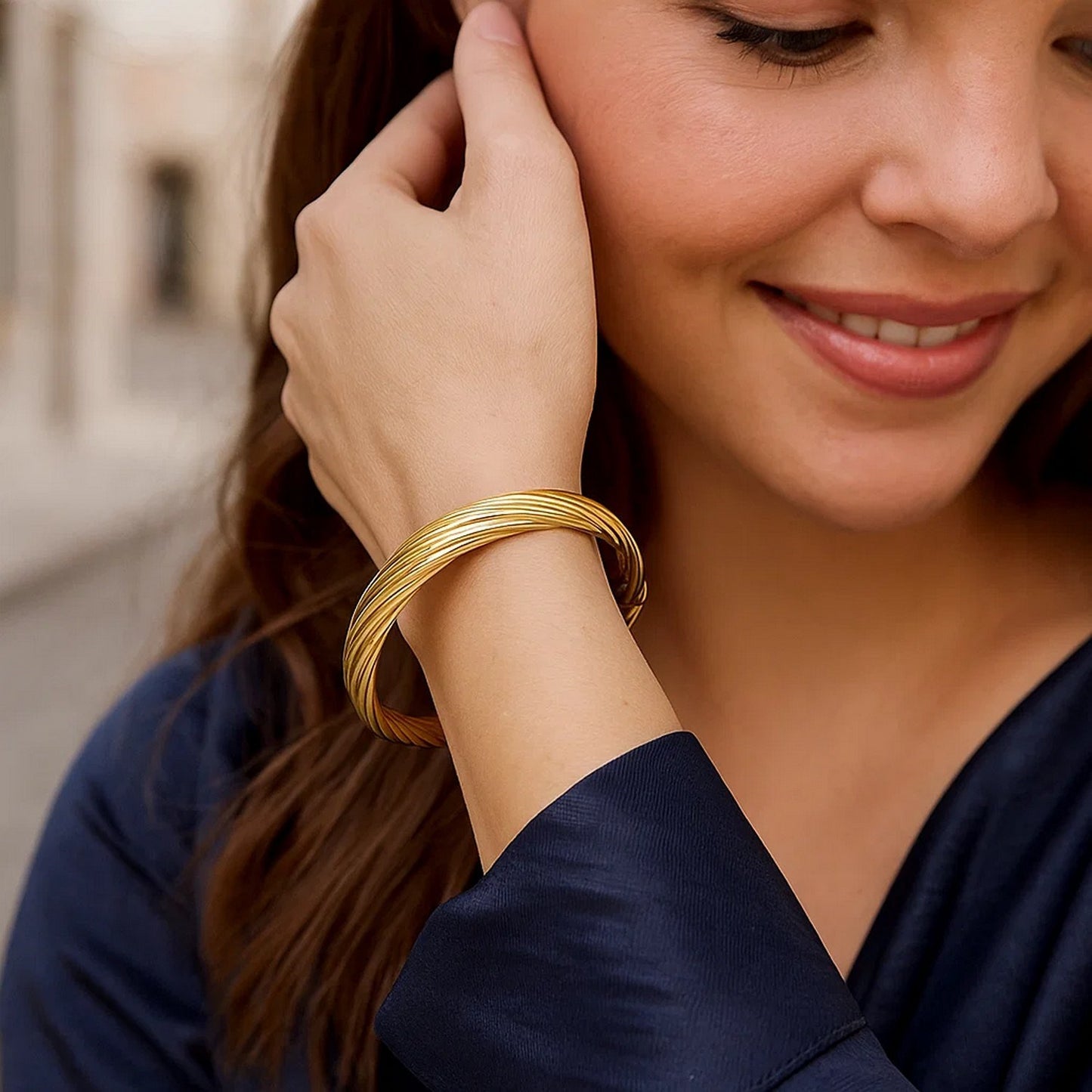 14K Yellow Gold Twist Bangle (10.00 mm)