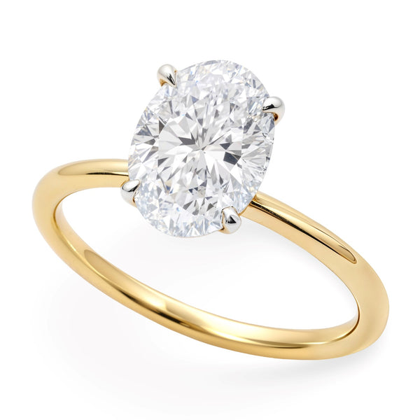 1 1/2 Carat Oval Lab Grown IGI G/VS1 Diamond Solitaire Ring in 14K Yellow Gold