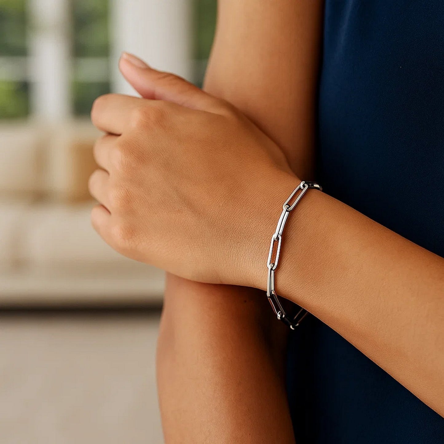 14K White Gold Bold Paperclip Chain Bracelet (4.20 mm)