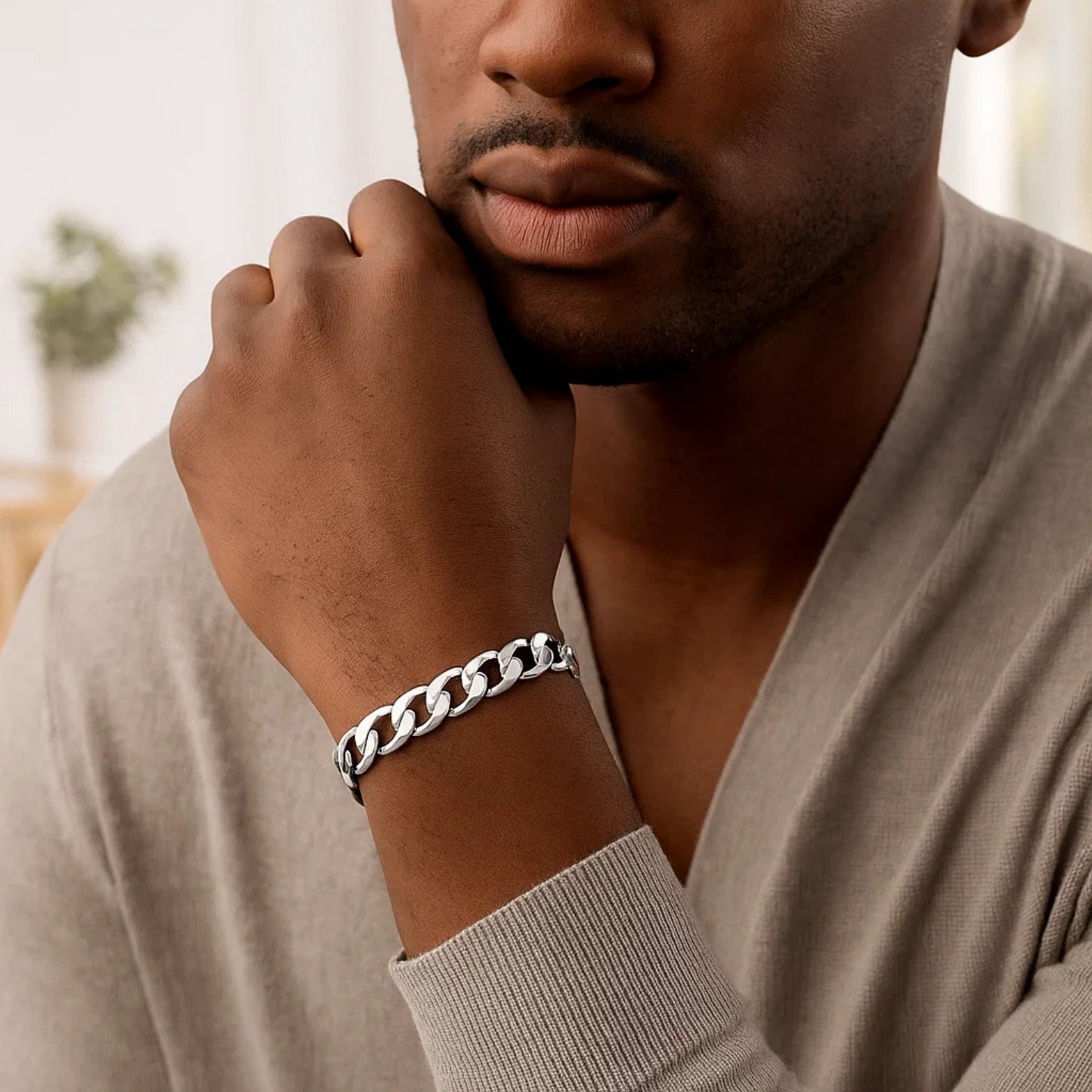 Rhodium Plated Sterling Silver Curb Style Bracelet (8.40 mm)