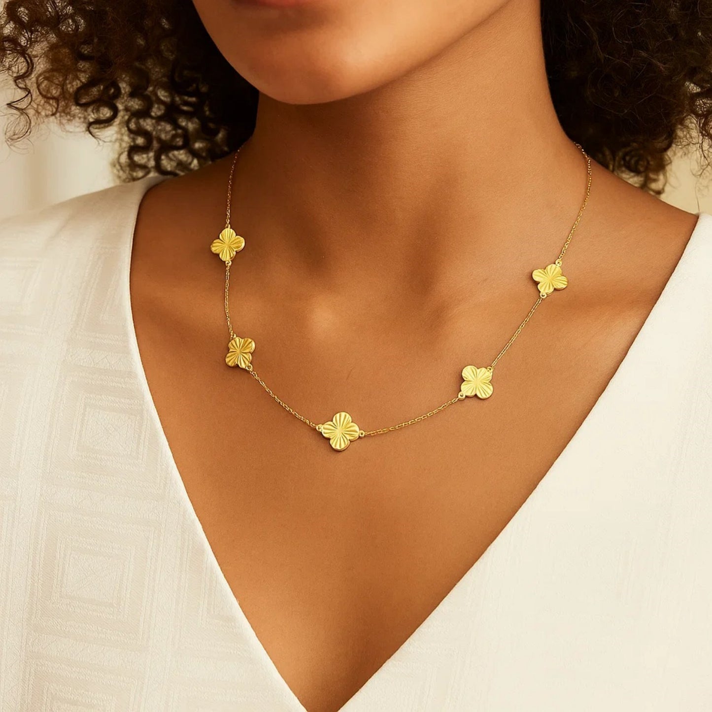 14K Yellow Gold Clover Necklace