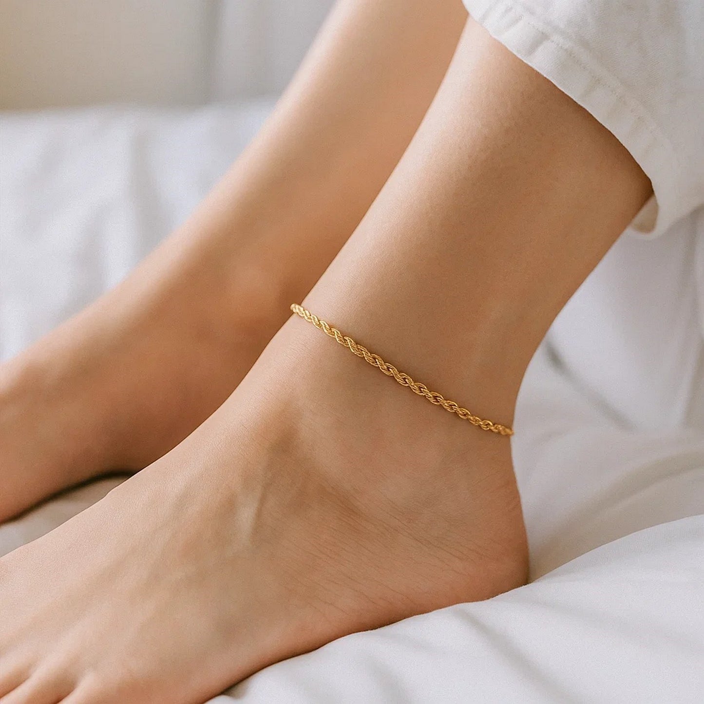 2.0mm 10k Yellow Gold Diamond Cut Rope Anklet